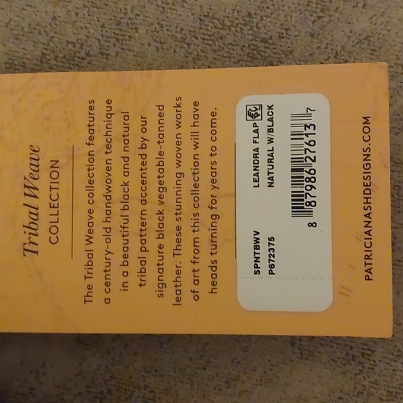 Patricia Nash Consiliana crossbody organizer, Tribal Weave and matching wallet - Picture 5 of 5